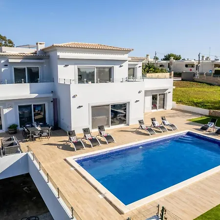 Villa Villa Benisamar Beautiful And Elegant 5 Bedroom - Short Walk Carvoeiro *