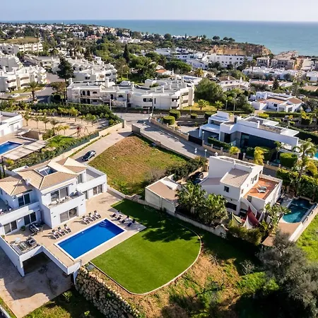 Villa Benisamar Beautiful And Elegant 5 Bedroom - Short Walk Carvoeiro Villa *