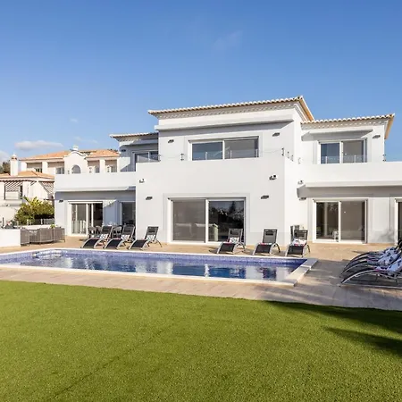 Villa Villa Benisamar Beautiful And Elegant 5 Bedroom - Short Walk Carvoeiro Carvoeiro (Lagoa)