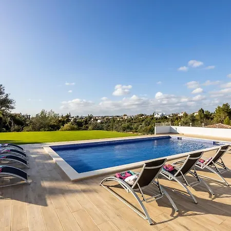 Villa Benisamar Beautiful And Elegant 5 Bedroom - Short Walk Carvoeiro Villa