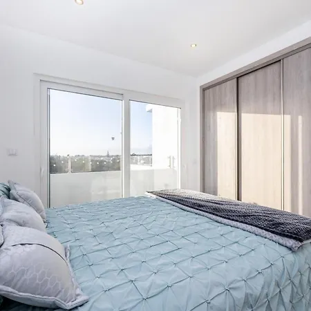 Villa Benisamar Beautiful And Elegant 5 Bedroom - Short Walk Carvoeiro * Carvoeiro (Lagoa)